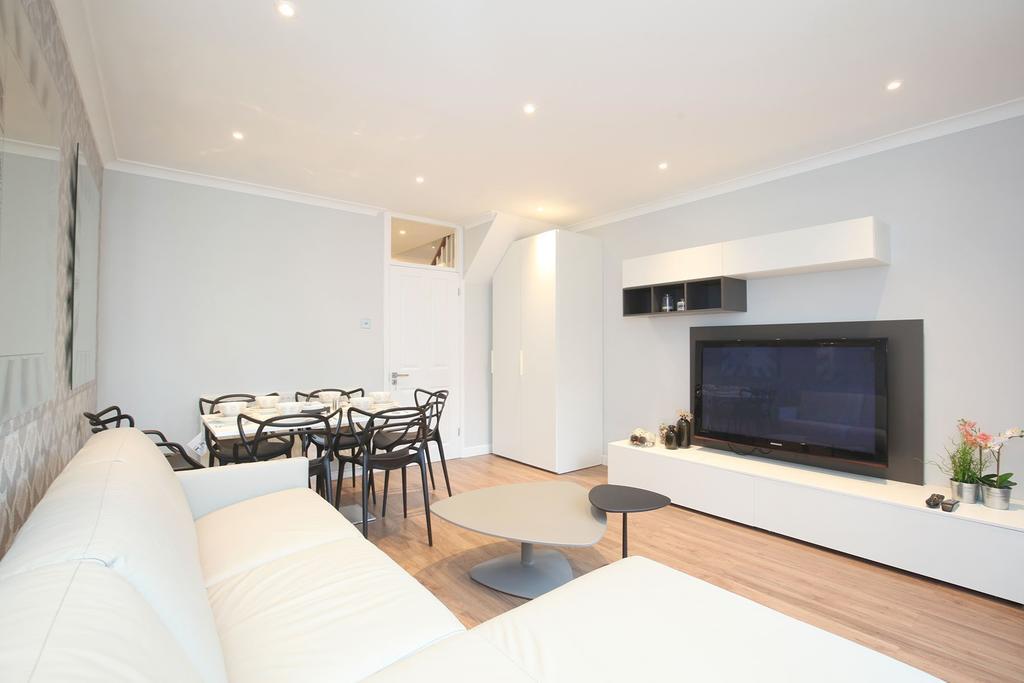 Sach'S 2 Bedrooms Apartment - No Lift Londres Exterior foto